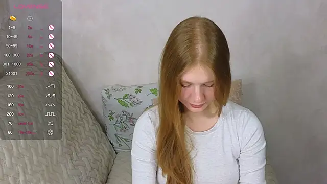 Snapshot of TrissMerigold9 chatting on February 26, 2025, 8:22 pm TrissMerigold9 online show from February 26, 2025, 8:22 pm