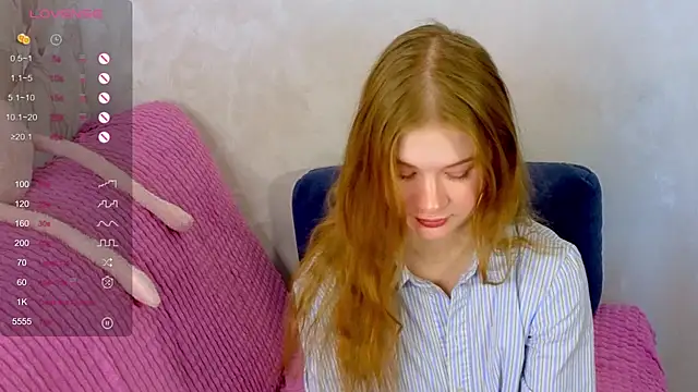 Snapshot of TrissMerigold9 chatting on September 17, 2025, 8:27 am TrissMerigold9 online show from September 17, 2025, 8:27 am