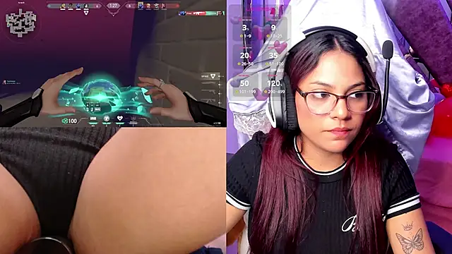 Snapshot of PetiteSophie_ chatting on February 10, 2025, 5:09 pm PetiteSophie  online show from February 10, 2025, 5:09 pm