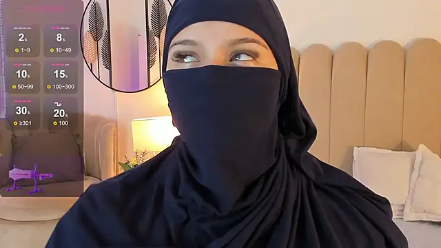 Snapshot of anna-henao chatting on December 12, 2024, 12:55 pm anna-henao online show from December 12, 2024, 12:55 pm