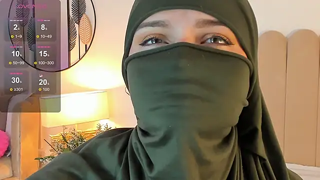 Snapshot of anna-henao chatting on January 7, 2025, 11:58 am anna-henao online show from January 7, 2025, 11:58 am