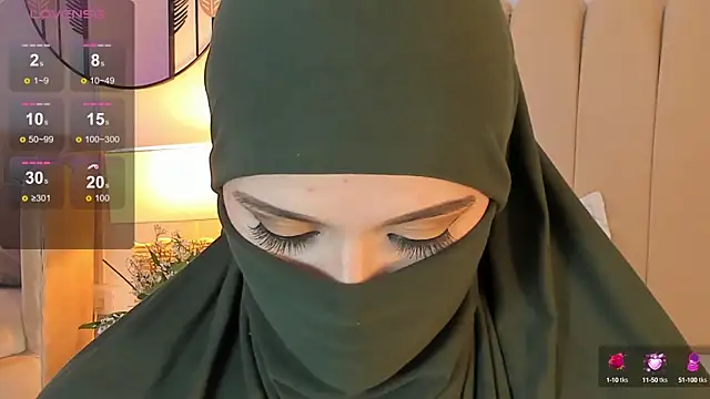 Snapshot of anna-henao chatting on February 15, 2025, 6:55 pm anna-henao online show from February 15, 2025, 6:55 pm