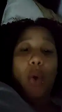 Snapshot of zandra_kiman chatting on February 8, 2025, 5:40 am zandra kiman online show from February 8, 2025, 5:40 am