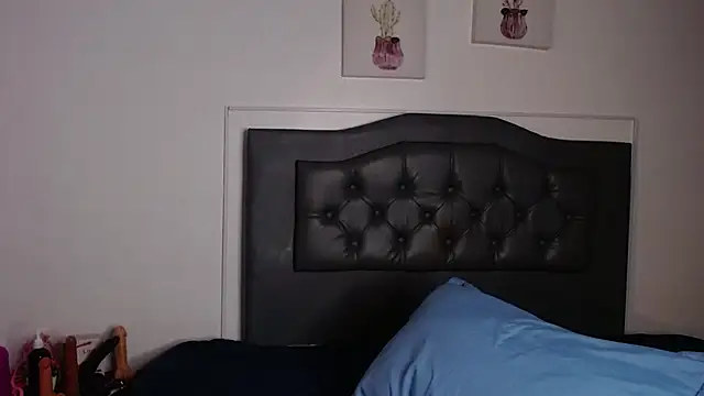 Snapshot of candy_lux_ chatting on February 27, 2025, 9:14 pm candy lux  online show from February 27, 2025, 9:14 pm