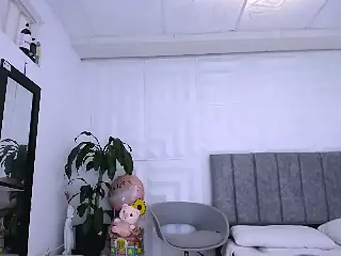 Snapshot of nataly_red chatting on January 24, 2025, 4:17 pm nataly red online show from January 24, 2025, 4:17 pm