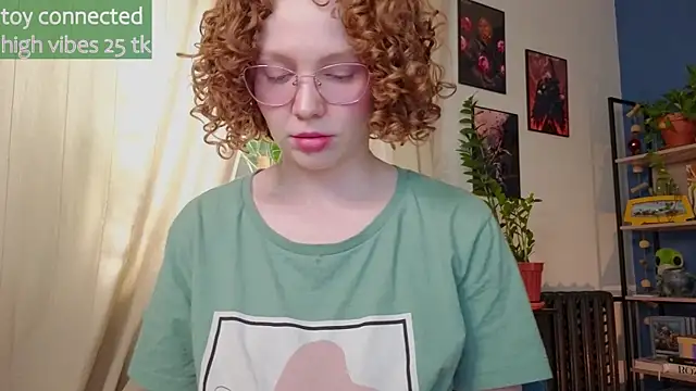 Snapshot of _lightmyfire chatting on February 28, 2025, 8:53 am lightmyfire online show from February 28, 2025, 8:53 am