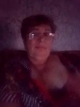Snapshot of Lee_Nell chatting on December 2, 2024, 11:01 am Lee Nell online show from December 2, 2024, 11:01 am