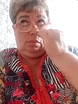 Snapshot of Lee_Nell chatting on September 12, 2025, 6:35 am Lee Nell online show from September 12, 2025, 6:35 am