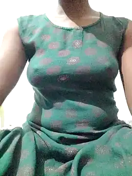 Snapshot of rituporna2004 chatting on March 12, 2025, 2:45 pm rituporna2004 online show from March 12, 2025, 2:45 pm