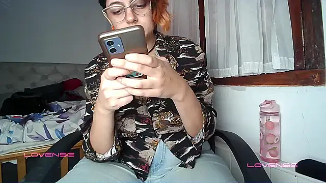 Snapshot of ConeNella chatting on March 14, 2025, 3:03 pm ConeNella online show from March 14, 2025, 3:03 pm