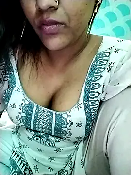 Snapshot of IslamicPimento chatting on February 25, 2025, 4:35 am IslamicPimento online show from February 25, 2025, 4:35 am