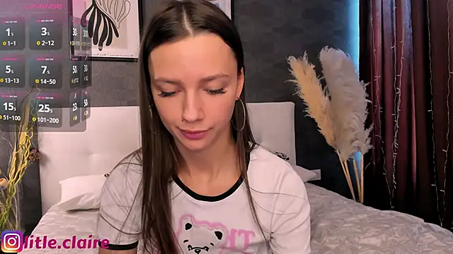 Snapshot of new_Claire chatting on February 16, 2025, 8:54 am new Claire online show from February 16, 2025, 8:54 am