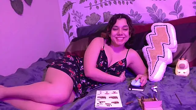 Snapshot of punkpuppy_ chatting on December 3, 2024, 12:13 am punkpuppy online show from December 3, 2024, 12:13 am