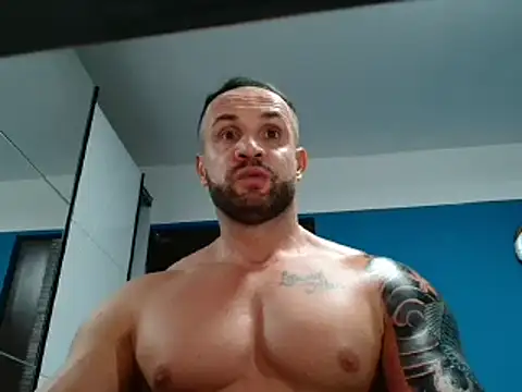 Snapshot of Magnificmuscles89 chatting on January 8, 2025, 10:06 pm Magnificmuscles89 online show from January 8, 2025, 10:06 pm