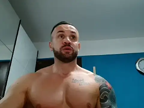 Snapshot of Magnificmuscles89 chatting on February 11, 2025, 12:37 pm Magnificmuscles89 online show from February 11, 2025, 12:37 pm