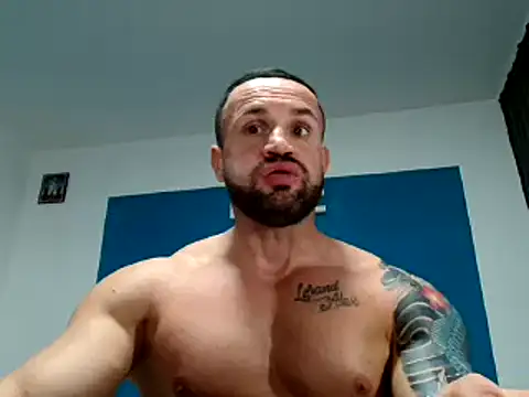 Snapshot of Magnificmuscles89 chatting on February 23, 2025, 9:59 pm Magnificmuscles89 online show from February 23, 2025, 9:59 pm