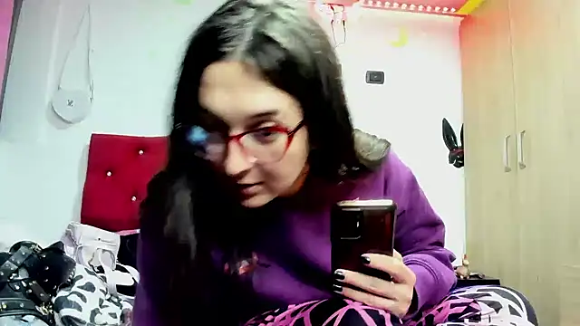 Snapshot of Sweet-Suck69 chatting on January 20, 2025, 12:15 am Sweet-Suck69 online show from January 20, 2025, 12:15 am