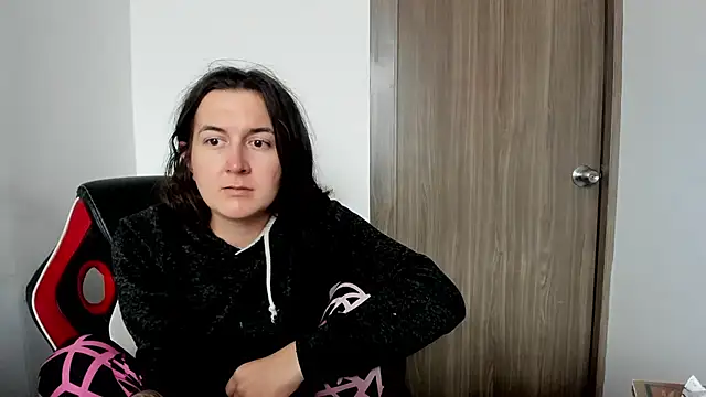 Snapshot of Sweet-Suck69 chatting on February 16, 2025, 9:38 pm Sweet-Suck69 online show from February 16, 2025, 9:38 pm