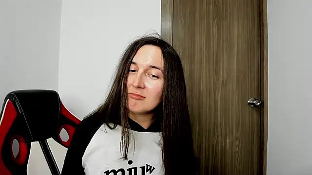 Snapshot of Sweet-Suck69 chatting on February 21, 2025, 2:50 am Sweet-Suck69 online show from February 21, 2025, 2:50 am