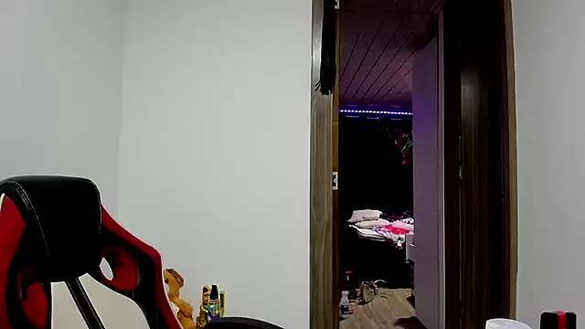 Snapshot of Sweet-Suck69 chatting on February 27, 2025, 1:38 am Sweet-Suck69 online show from February 27, 2025, 1:38 am