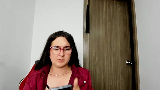 Snapshot of Sweet-Suck69 chatting on March 5, 2025, 6:44 am Sweet-Suck69 online show from March 5, 2025, 6:44 am