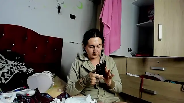 Snapshot of Sweet-Suck69 chatting on March 17, 2025, 10:49 pm Sweet-Suck69 online show from March 17, 2025, 10:49 pm