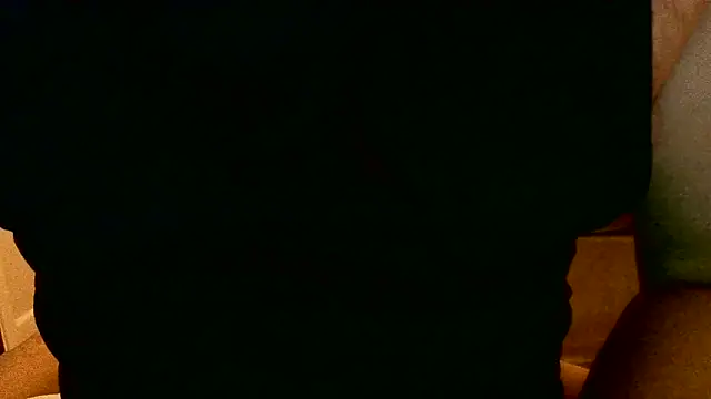 Snapshot of Hairy_Guy30 chatting on January 8, 2025, 6:31 am Hairy Guy30 online show from January 8, 2025, 6:31 am