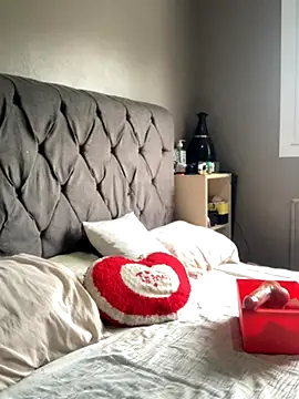 Snapshot of MaryAlbuquerque chatting on September 15, 2025, 6:08 pm MaryAlbuquerque online show from September 15, 2025, 6:08 pm