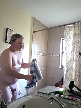 Snapshot of Avaivory chatting on October 31, 2025, 12:39 pm Avaivory online show from October 31, 2025, 12:39 pm