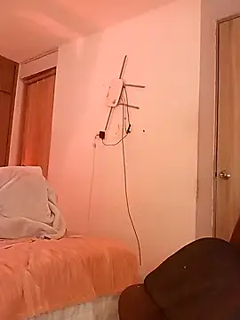 Snapshot of FREYJA- chatting on February 9, 2025, 7:52 pm FREYJA- online show from February 9, 2025, 7:52 pm