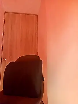 Snapshot of FREYJA- chatting on February 18, 2025, 8:47 pm FREYJA- online show from February 18, 2025, 8:47 pm