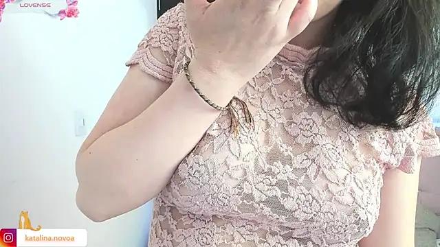 Snapshot of Katalina_novoa chatting on January 25, 2025, 11:22 pm Katalina novoa online show from January 25, 2025, 11:22 pm