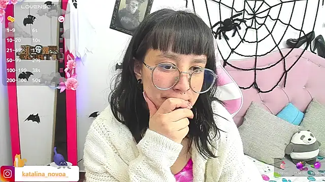 Snapshot of Katalina_novoa chatting on October 16, 2025, 2:12 am Katalina novoa online show from October 16, 2025, 2:12 am