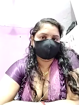 Snapshot of Ruksar-Pathan chatting on February 22, 2025, 1:46 pm Ruksar-Pathan online show from February 22, 2025, 1:46 pm