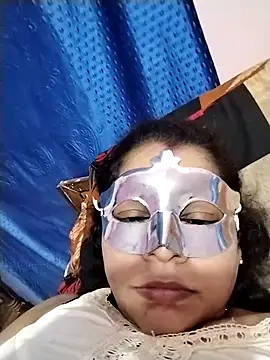 Snapshot of Ruksar-Pathan chatting on February 28, 2025, 10:28 pm Ruksar-Pathan online show from February 28, 2025, 10:28 pm