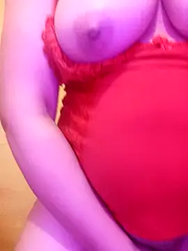 Snapshot of Mimy_khalifa chatting on February 28, 2025, 7:35 pm Mimy khalifa online show from February 28, 2025, 7:35 pm