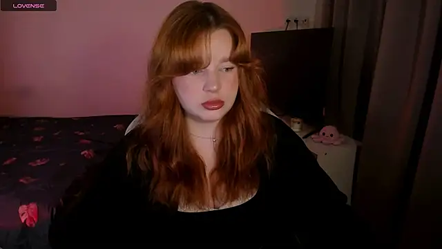 Snapshot of _Lisa_x chatting on December 4, 2024, 5:16 am  Lisa x online show from December 4, 2024, 5:16 am