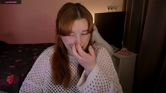 Snapshot of _Lisa_x chatting on December 5, 2024, 5:15 am  Lisa x online show from December 5, 2024, 5:15 am