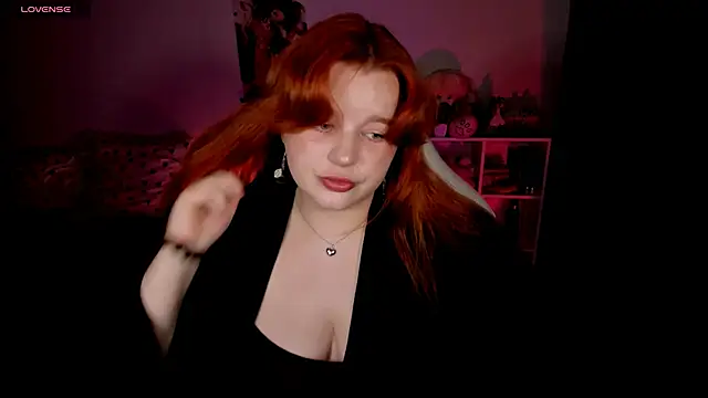 Snapshot of _Lisa_x chatting on October 1, 2025, 4:46 pm  Lisa x online show from October 1, 2025, 4:46 pm