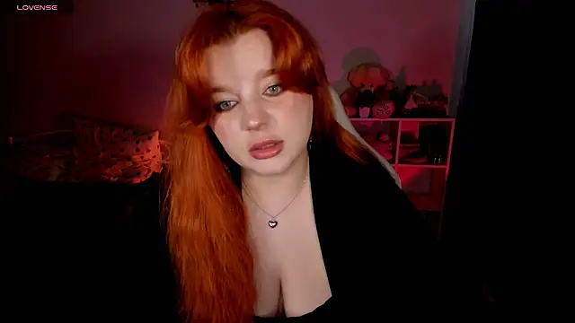 Snapshot of _Lisa_x chatting on October 2, 2025, 1:18 pm  Lisa x online show from October 2, 2025, 1:18 pm