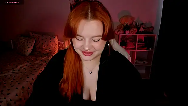 Snapshot of _Lisa_x chatting on October 8, 2025, 11:19 am  Lisa x online show from October 8, 2025, 11:19 am