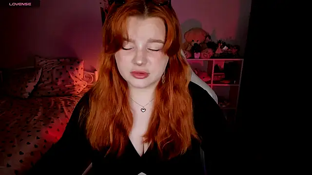Snapshot of _Lisa_x chatting on October 11, 2025, 2:48 pm  Lisa x online show from October 11, 2025, 2:48 pm
