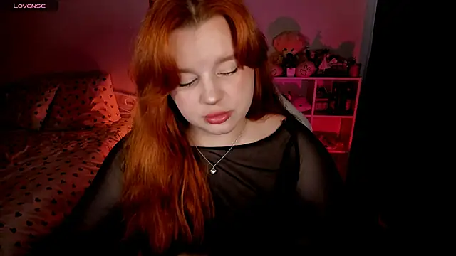 Snapshot of _Lisa_x chatting on October 12, 2025, 12:26 pm  Lisa x online show from October 12, 2025, 12:26 pm