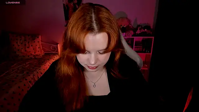 Snapshot of _Lisa_x chatting on October 20, 2025, 2:17 pm  Lisa x online show from October 20, 2025, 2:17 pm