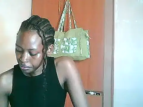 Snapshot of Sweet_Vinkah chatting on December 9, 2024, 3:11 pm Sweet Vinkah online show from December 9, 2024, 3:11 pm