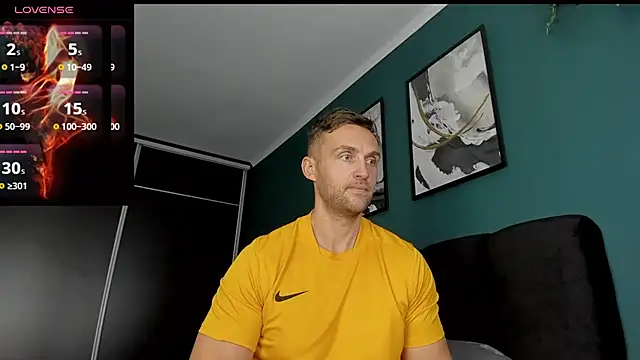 Snapshot of ShawnFucker2 chatting on January 6, 2025, 6:47 am ShawnFucker2 online show from January 6, 2025, 6:47 am