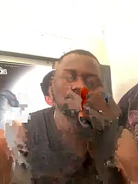 Snapshot of FREAKYBLAC23 chatting on February 18, 2025, 11:44 am FREAKYBLAC23 online show from February 18, 2025, 11:44 am