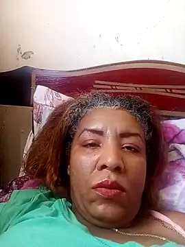 Snapshot of Surreyaa chatting on December 9, 2024, 5:41 pm Surreyaa online show from December 9, 2024, 5:41 pm