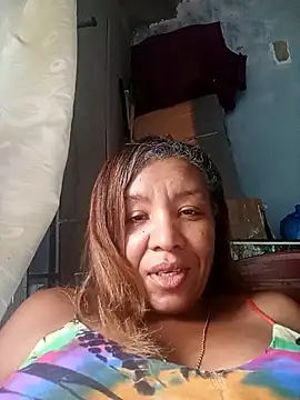 Snapshot of Surreyaa chatting on September 14, 2025, 9:14 pm Surreyaa online show from September 14, 2025, 9:14 pm