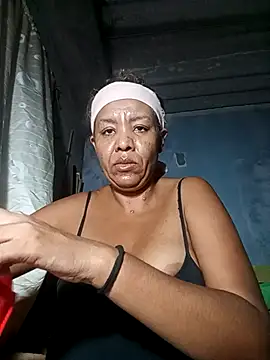 Snapshot of Surreyaa chatting on September 24, 2025, 1:09 am Surreyaa online show from September 24, 2025, 1:09 am